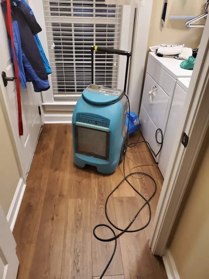 Commercial dehumidifier deployed for Flood Damage Cleanup in Warrensville Heights